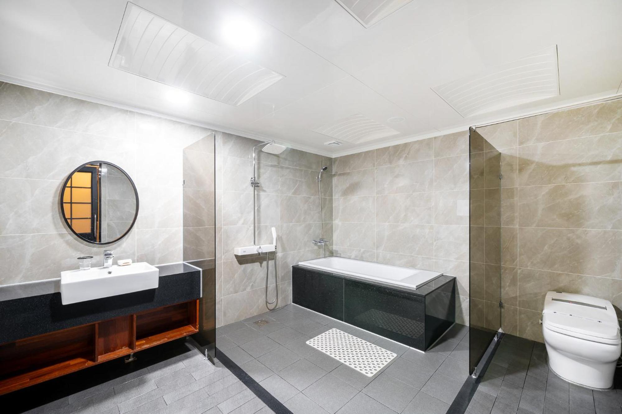 Hotel Artheim Gwangju Metropolitan City Zewnętrze zdjęcie