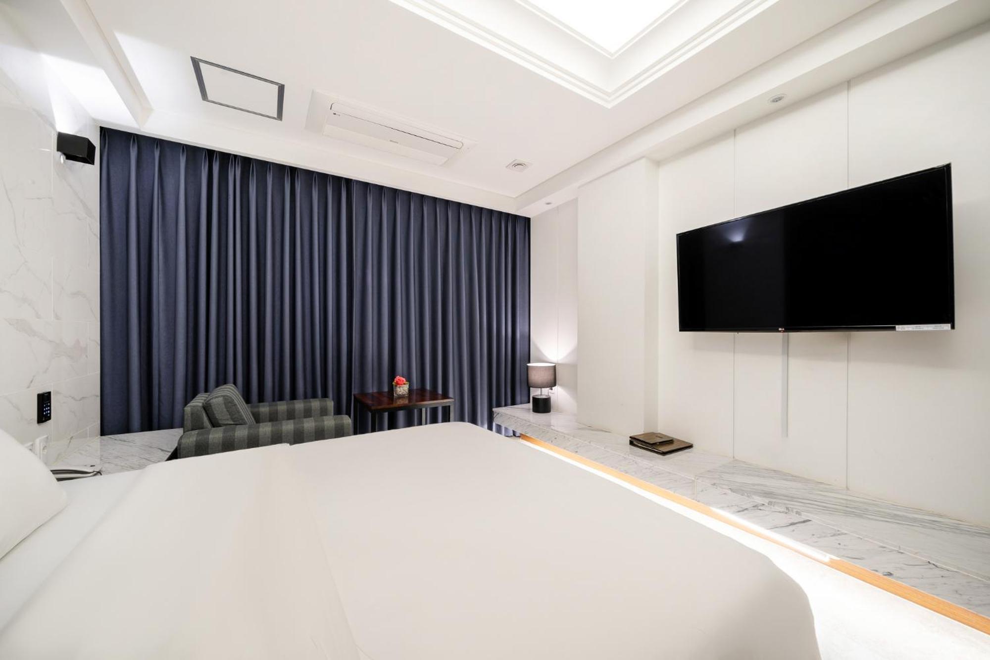 Hotel Artheim Gwangju Metropolitan City Zewnętrze zdjęcie